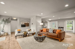 Entire Eastside Home w Space to Entertain and Yard
